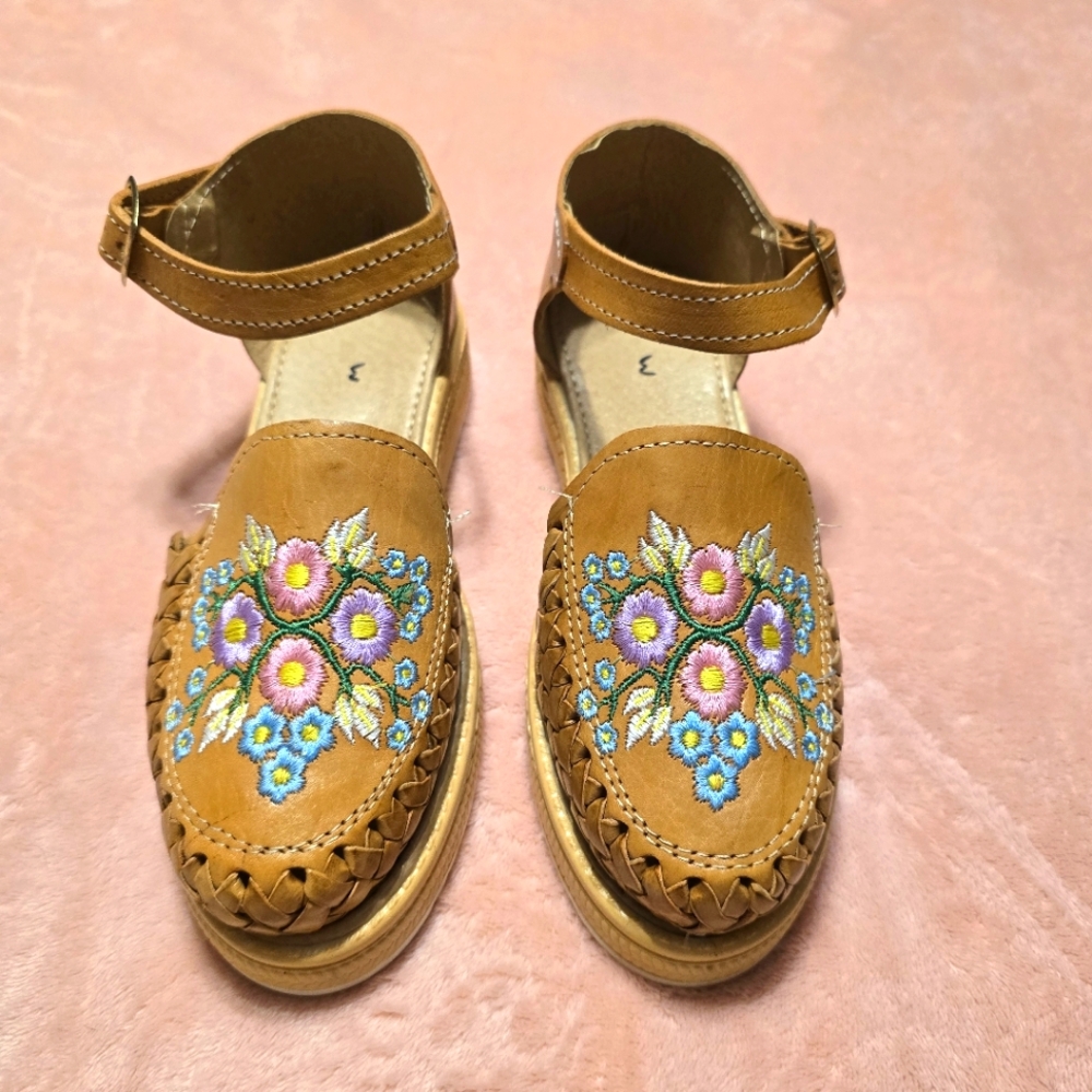Authentic Mexican Leather Embroidered Tan Sandals with Floral Design